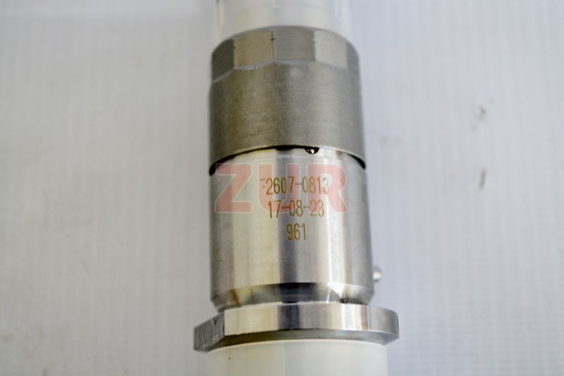 Форсунка топл. BOSCH 0445120153 0445120153 0445120153