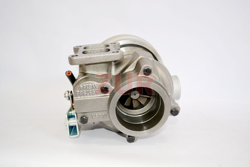 Турбокомпрессор HOLSET HX40W 6CT 3537127 3537127 / 3802810 / 3802619