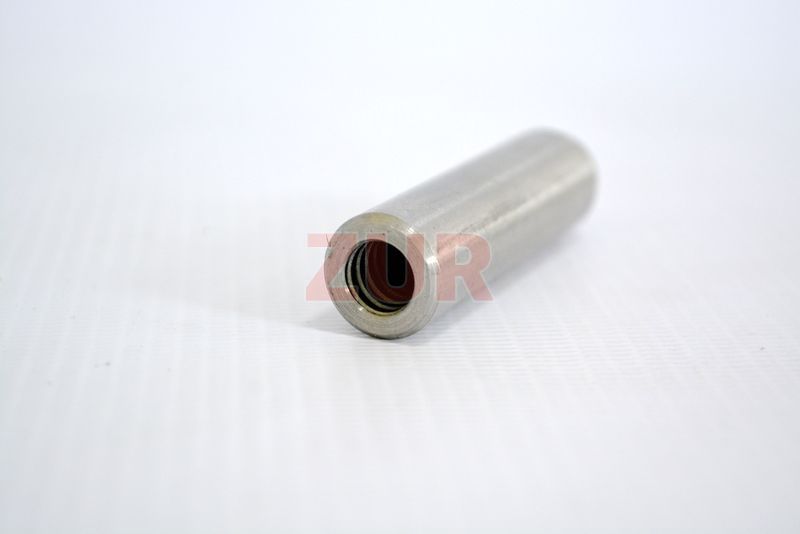 Направляющая выпускного клапана 4-6BT 3904409 3904409