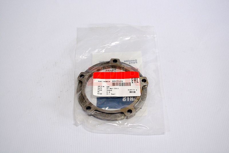 Крышка переднего сальника ISLe, L 3942535 3942535
