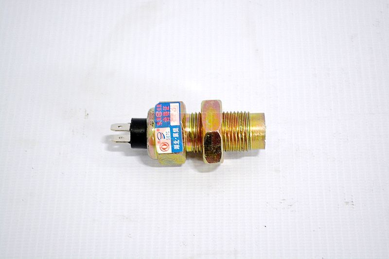 Датчик оборотов двигателя 6ISLe,6BT,6CT (АНАЛОГ) (C)