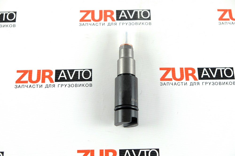 Форсунка топливная L 325.20 4937512 4937512