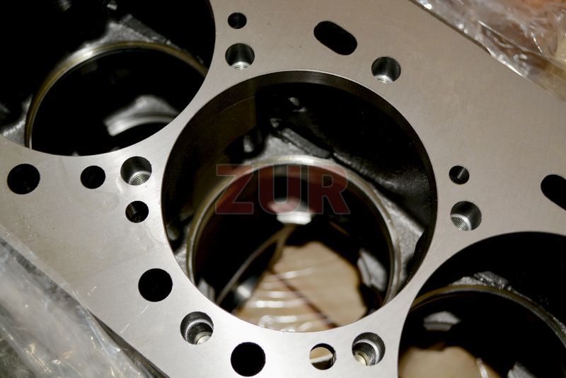 Блок цилиндров в сборе 6CT 4947363 4947363 / 3939313